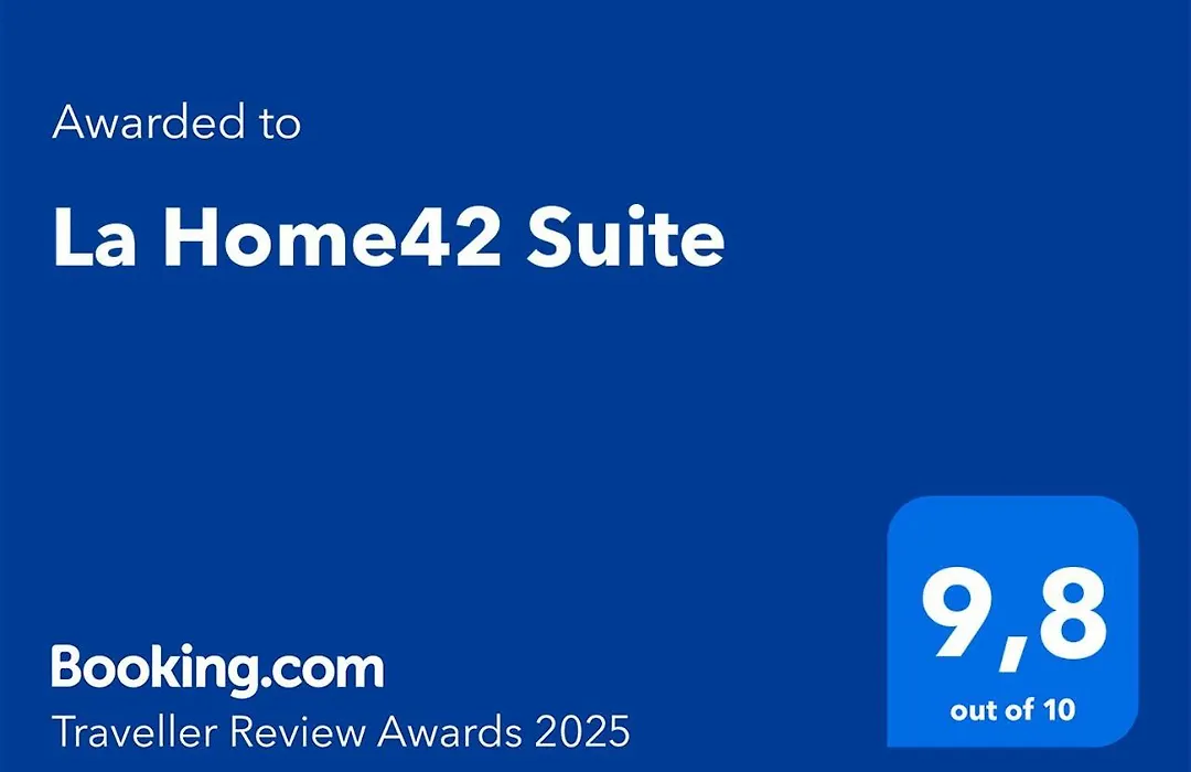 La Home42 Suite-1